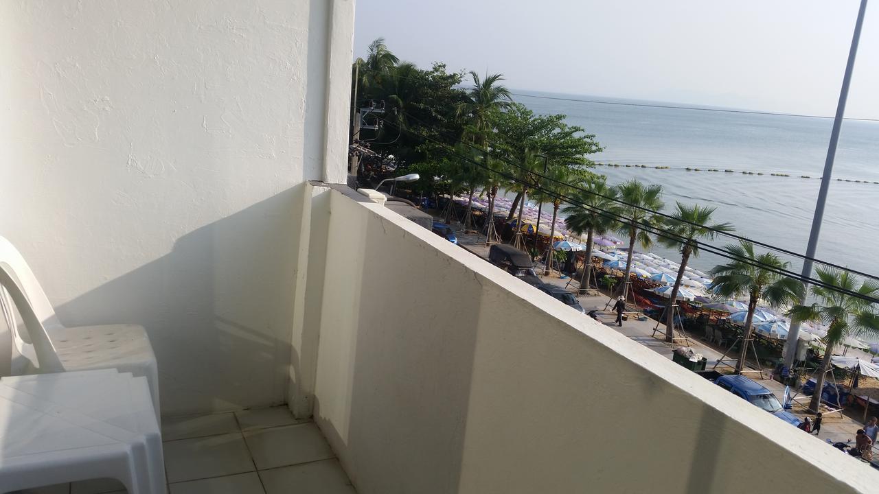 Barfly Pattaya Otel Jomtien Plajı Dış mekan fotoğraf